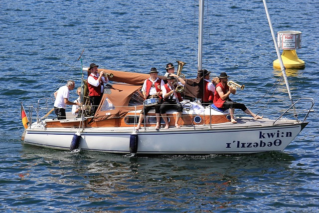 使得他们在 使得他们在